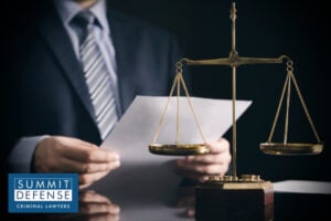 Should You Hire a Public Defender or Private Attorney_